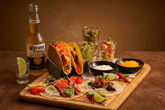 60th Anniversary - TACOS & CHILL - アマリ ドンムアン エアポート バンコク