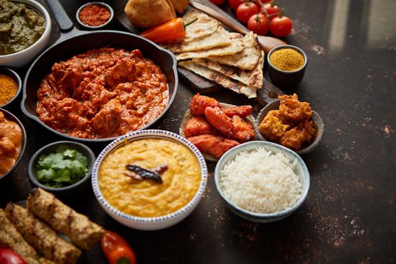 Thursday Bollywood & Tandoor - アマリ プーケット