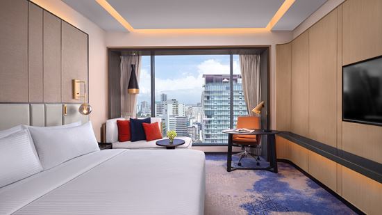  Superior City View - King Bed