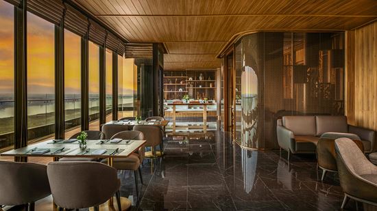 Club Nava - Main Area